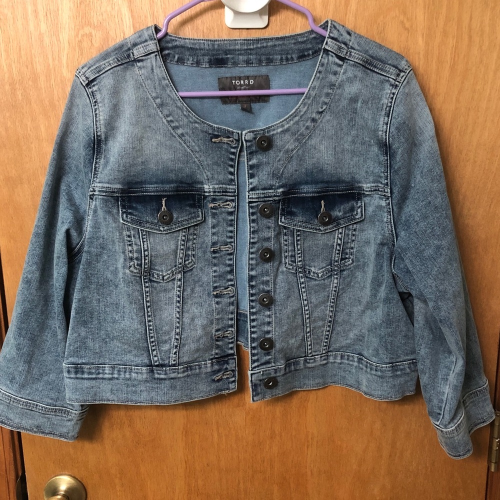 Torrid collarless size 2 jean jacket never worn